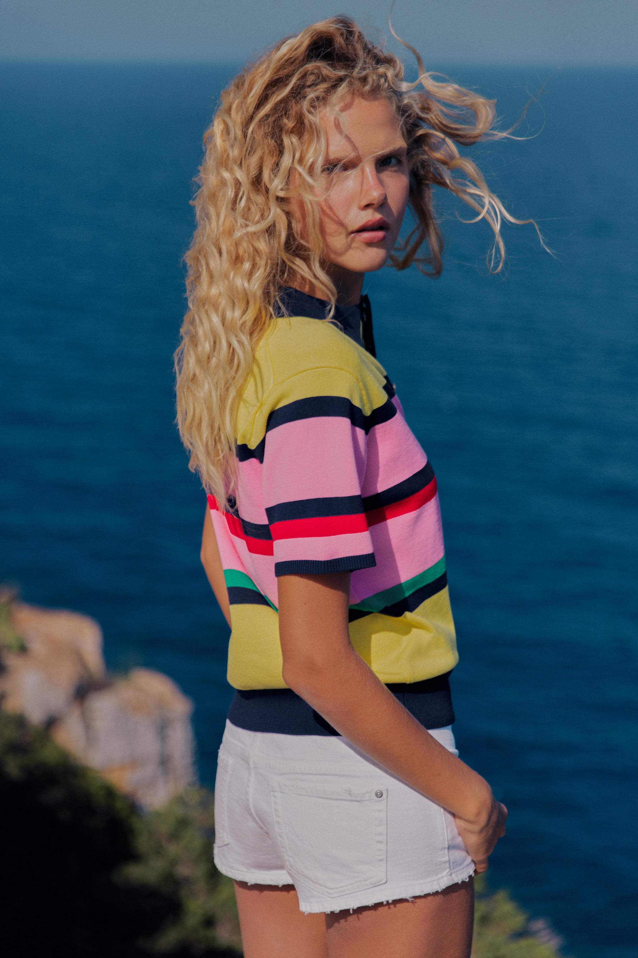STRIPED KNIT POLO TOP